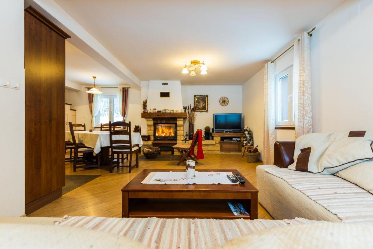 Nina Holiday Home With A Heated Pool Brusane Kültér fotó