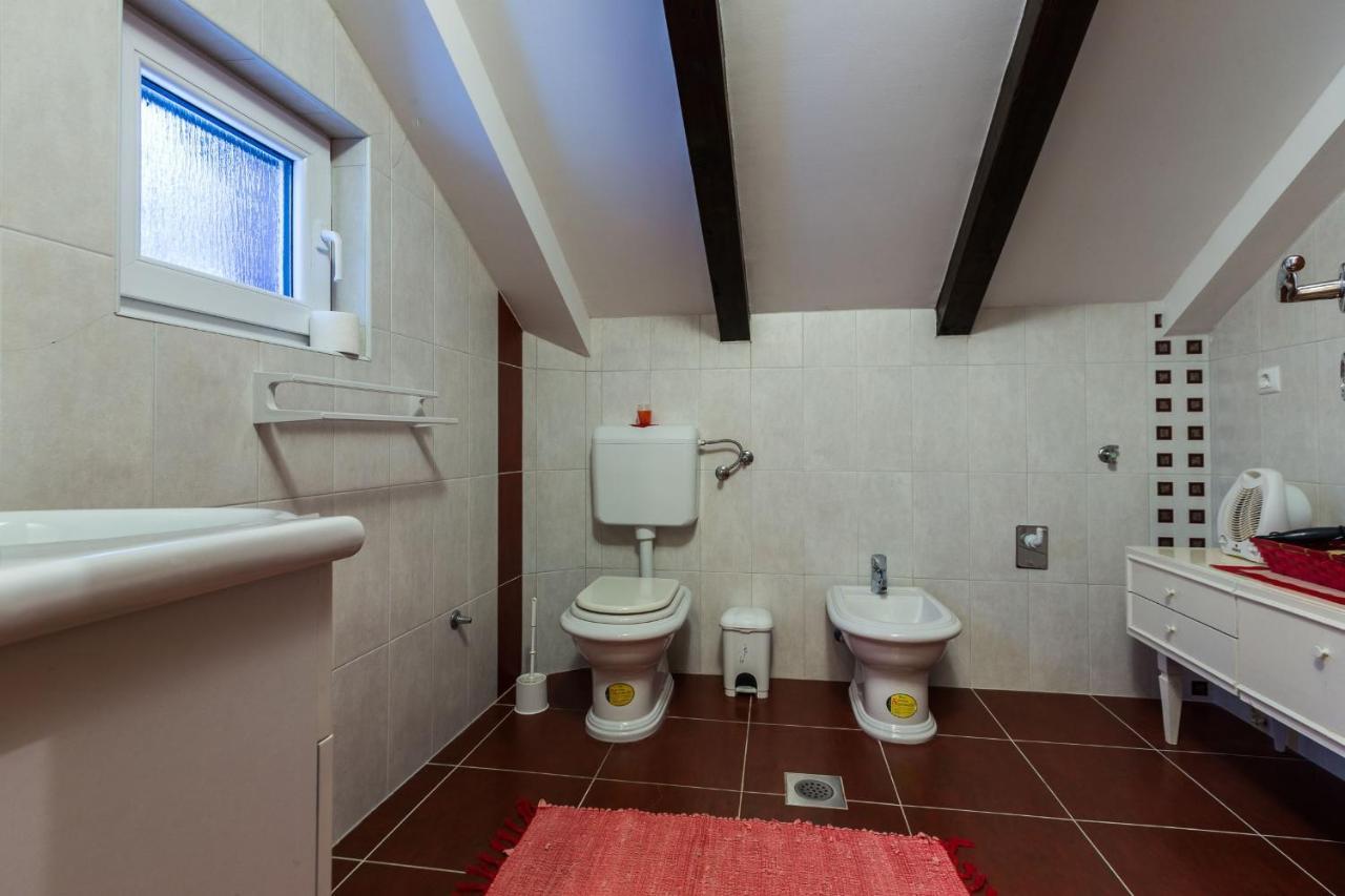 Nina Holiday Home With A Heated Pool Brusane Kültér fotó